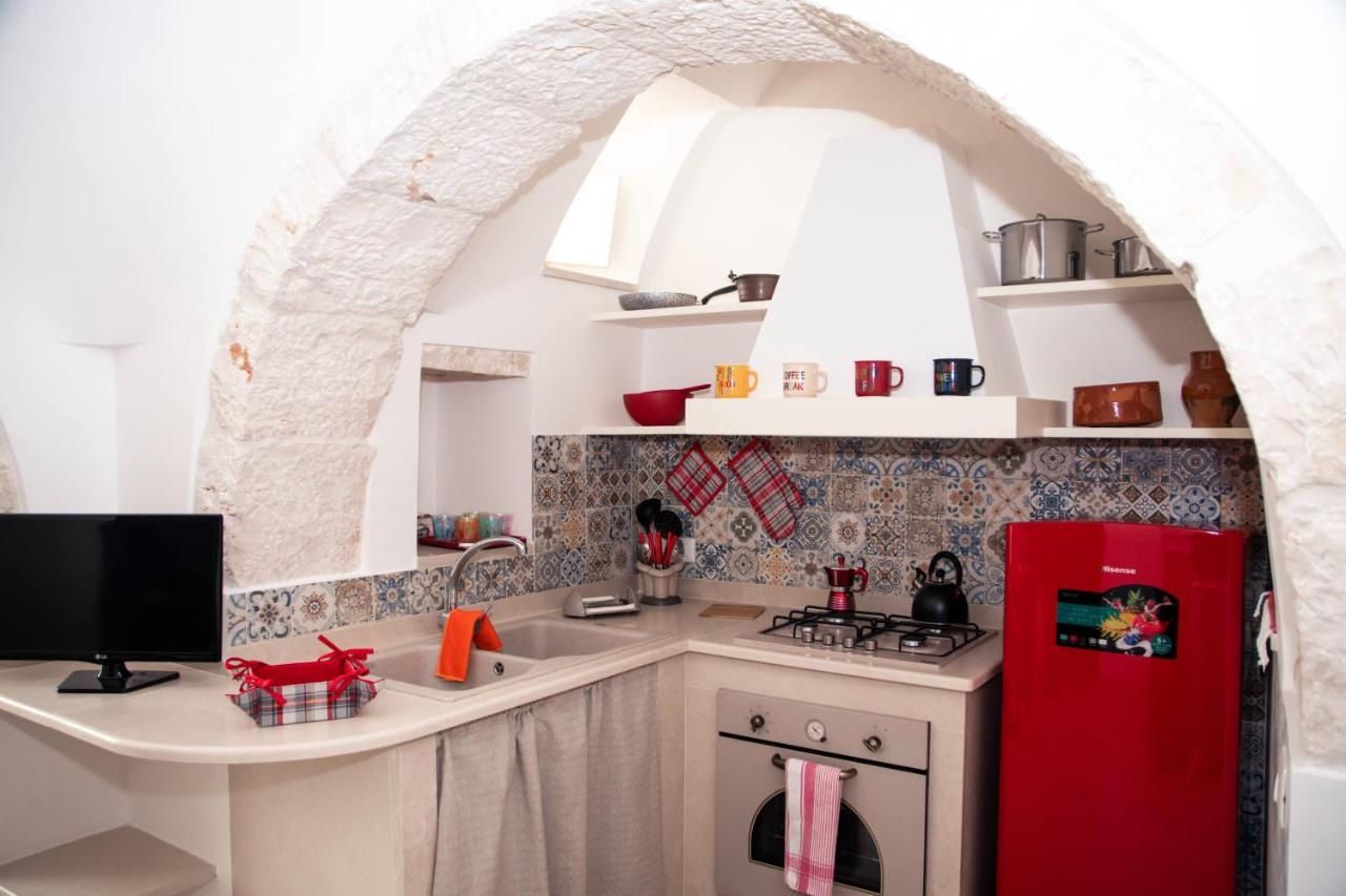 Bed and Breakfast Trulli Donna Isabella 2 Локоротондо Экстерьер фото